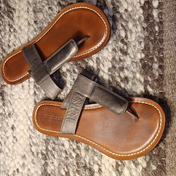 Bernardo sandals - Picture 10 of 13